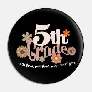 Fifth Grade Teacher Gift, 5th Grade Teachers, Retro Back to School 2022 Pin