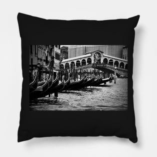 Beautiful Venezia- Rialto Pillow