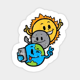 Slefie Earth Moon Sun Funny Total Solar Eclipse 2024 GIft For Boys Girls kids Magnet