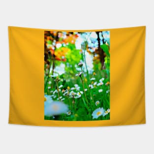 White Daisy Summer Fashion Tapestry