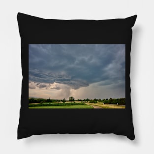 Storm brewing Pillow