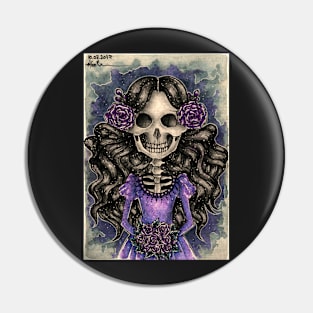 "Lady skeleton" Pin