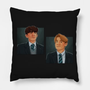 Nick and Charlie - heartstopper drawing Pillow