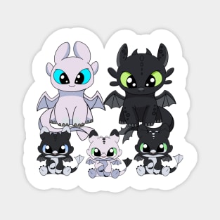 Family dragons, how to train your dragon Toothless & Light fury, night fury babies Magnet