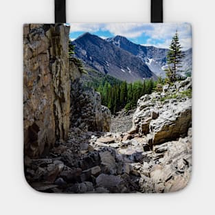 The High Country. Tote