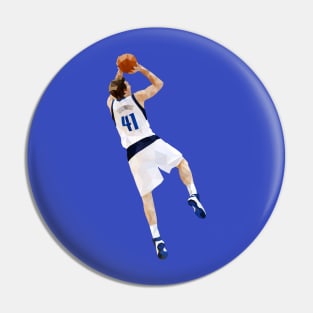 Dirk Nowitzki Fadeaway Pin