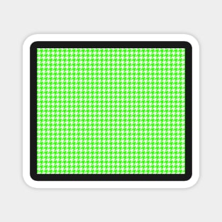 White and Green Houndstooth Magnet