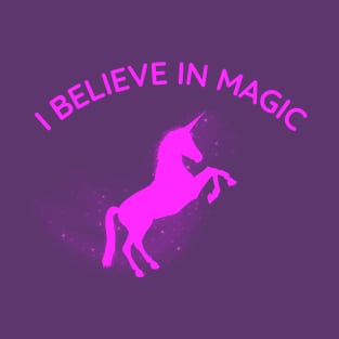 I Believe In Magic - Unicorn T-Shirt
