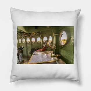 ships charge Pillow