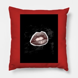 Lips Pillow