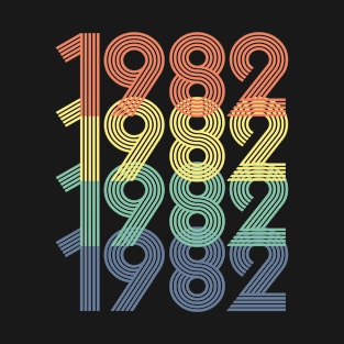 Cool Retro Year 1982 - Made In 1982 - 40 Years Old, 40th Birthday Gift For Men & Women T-Shirt