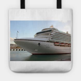 MV Azura cruise ship Tote