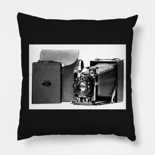 Voigtlander ~ Avus folding plate camera Pillow