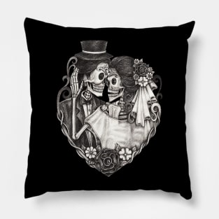 Skeletons loves couple wedding. Pillow