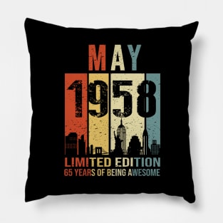 Made In 1958 May 65 Years Of Being Awesome Pillow