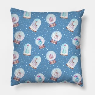 Snow globe Christmas Pillow