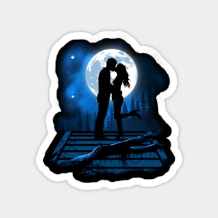 Kiss under the moon Magnet