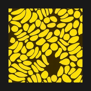 Minimalistic Banana pattern #4 T-Shirt