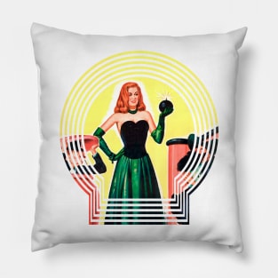 Retro Girl Comic Popart Scifi Old Fantasy Vintage Funny Pillow