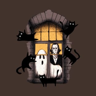 Ghosts, vampires and black cats T-Shirt