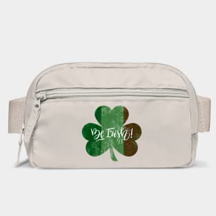 Be Irish! St Patrick Shamrock Ireland Flag Grunge Bag