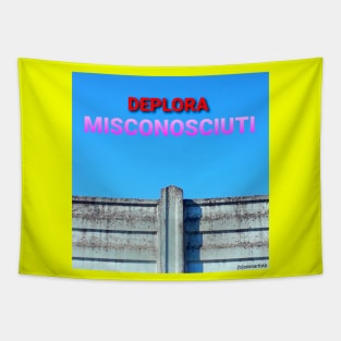 Deplora Misconosciuti (minimalism photography) Tapestry