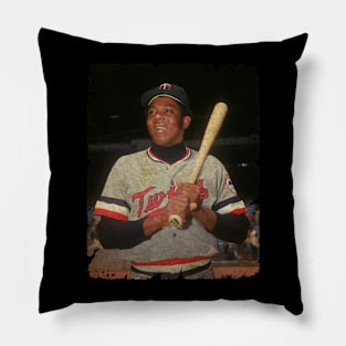 Tony Oliva in Minnesota Twins Pillow