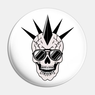 Punk skull Pin