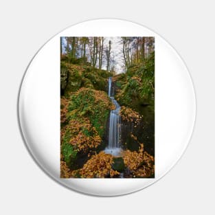 Kandel Waterfall Pin