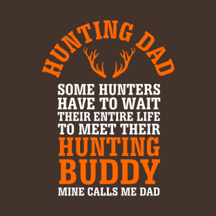 Hunting Dad for Fathers Day T-Shirt