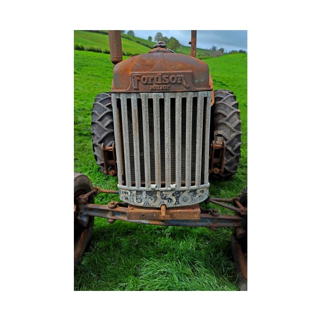 Rusty vintage Fordson Major tractor by Random Railways