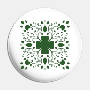 Clover pattern Pin