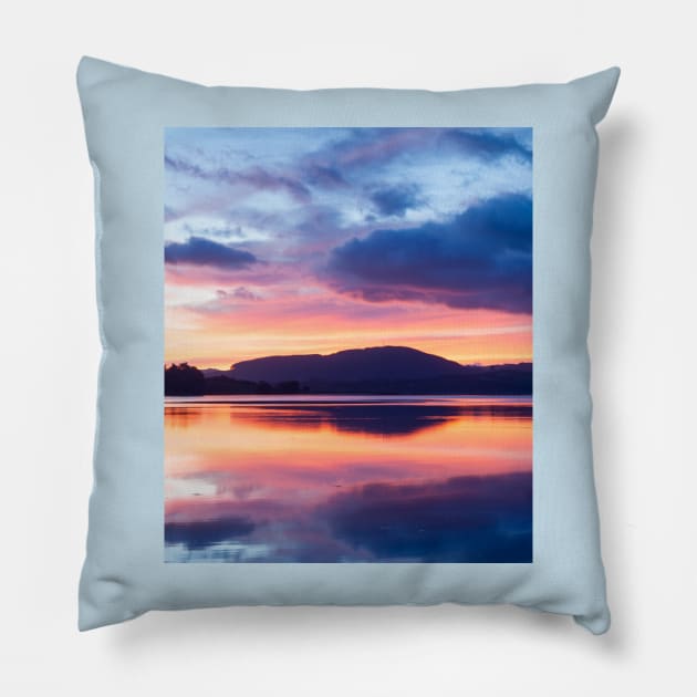 Brilliant sunset Pillow by brians101