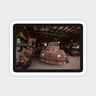 Old Vintage garage in the USA Route 66 Magnet