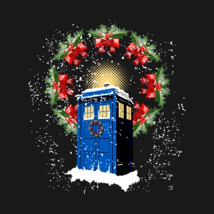 A WARM AND CONFORTABLE TARDIS IN THE SNOW STORM T-Shirt