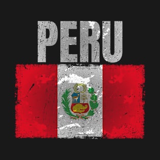 Distressed Peru Flag Graphic Gifts for Men Women Peruano Peruvian T-Shirt