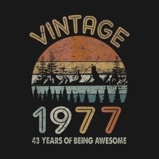 43 Years Old Retro Vintage 1977 43rd Birthday Gifts T-Shirt