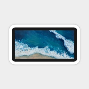 Crashing waves on the beach Magnet