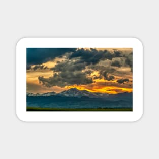 Cloud Kisses Longs Peak Magnet