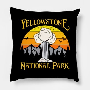 yellowstone national park retro Pillow