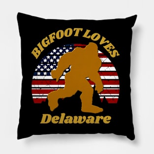 Bigfoot loves America and Delaware too Pillow