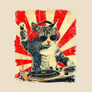 Funny DJ Cat Disco Sound Tech Headphone Music T-Shirt