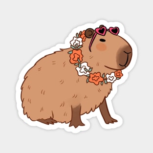 This cute capybara is ready to have fun in the sun Magnet