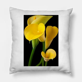 Four yellow calla lilies Pillow