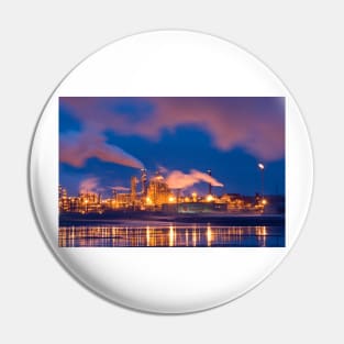 Oil refinery at night (T110/0680) Pin