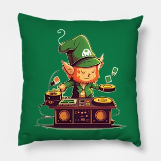 leprechaun dj Pillow