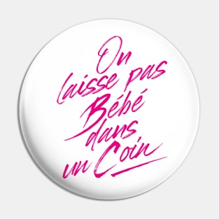 dans un coin blanc Pin