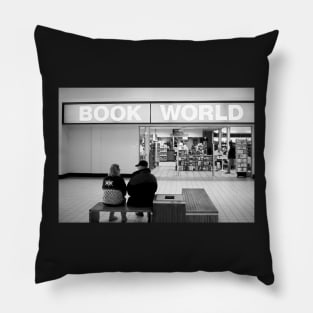 Literate Discussion Pillow