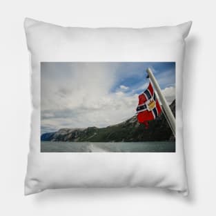 Sailing on the fjord Pillow