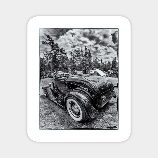 1932 Ford Deuce Roadster Hot Rod Magnet by kenmo